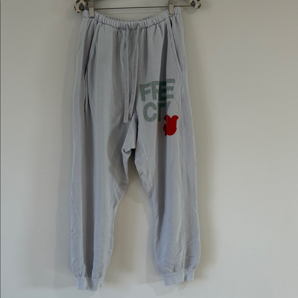Freecity GREY  Sweatpants with Red Logo - Picture 3 of 7